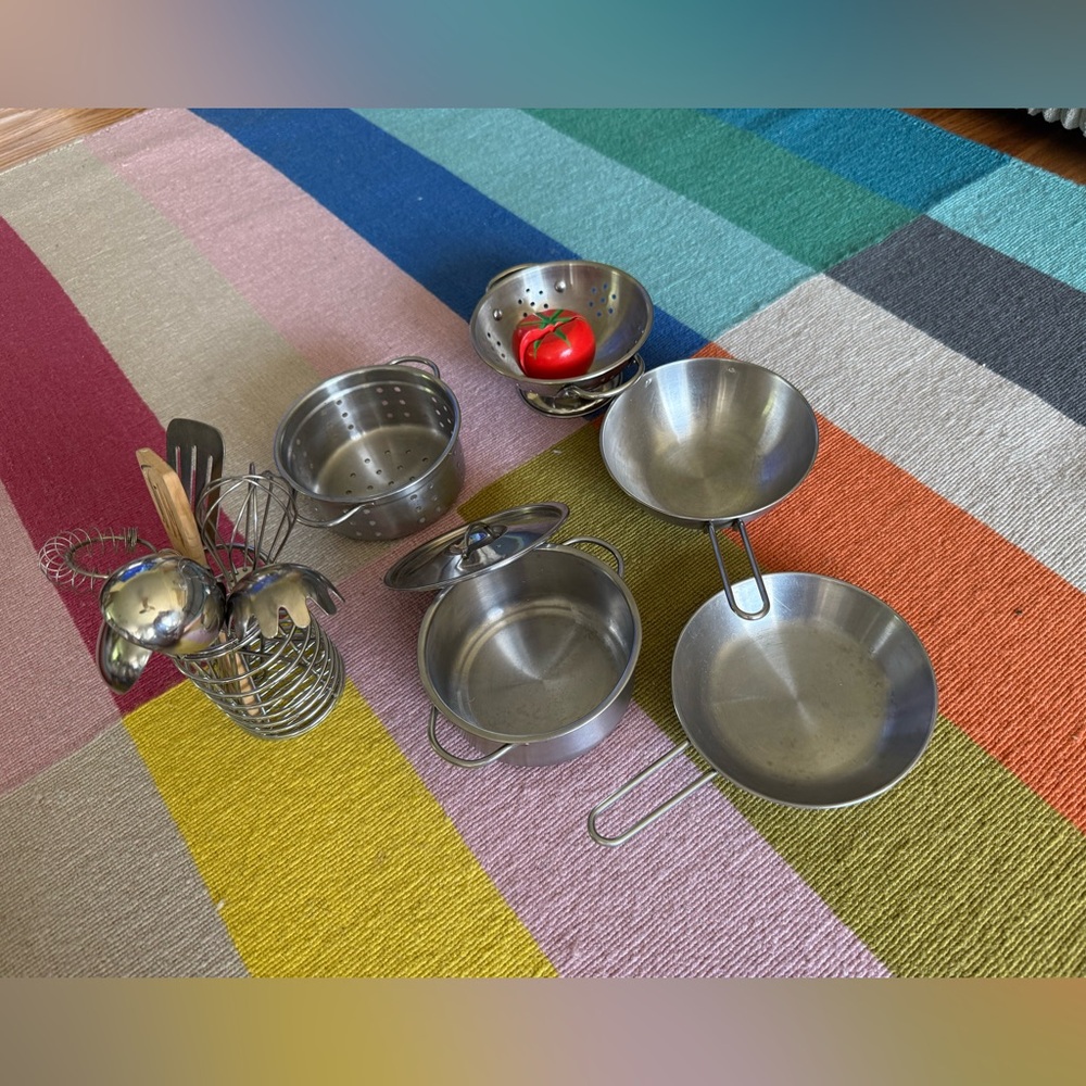 Melissa and Doug Metal Kitchen Cookware Set and Stir & Serve Cooking Utensils